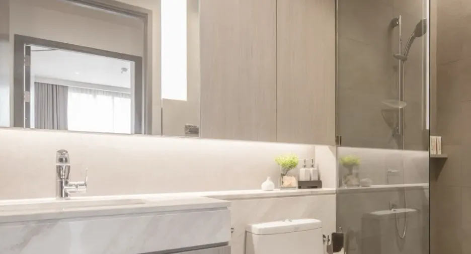 For rent 2 bedrooms condo in Khlong Toei, Bangkok