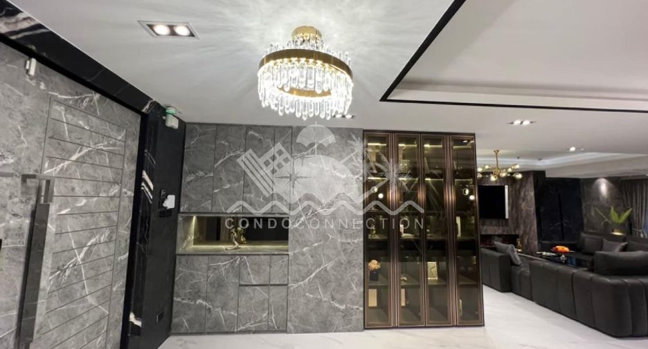 For sale 3 bedrooms condo in Bang Lamung, Chonburi