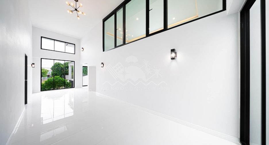 For sale 4 bedrooms house in Bang Lamung, Chonburi