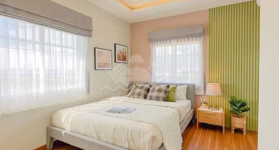 Haus zum Kauf mit 4 Zimmer in Bang Lamung, Chonburi