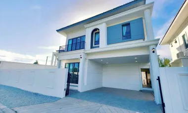 Villa en venta y en alquiler de 4 habitaciones en Sattahip, Chonburi