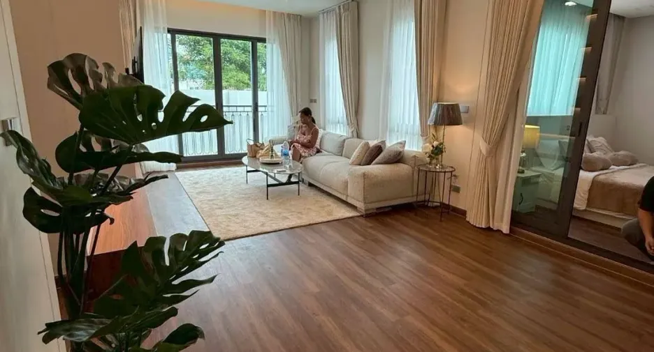 For sale and for rent 4 bedrooms villa in Sattahip, Chonburi