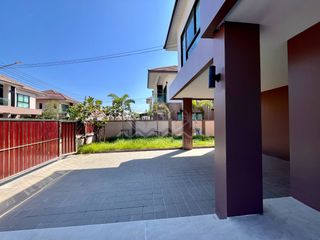 For rent 4 bedrooms house in Bang Lamung, Chonburi
