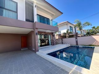 For rent 4 bedrooms house in Bang Lamung, Chonburi
