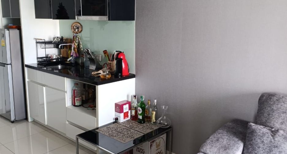 For sale 1 bed condo in Bang Lamung, Chonburi