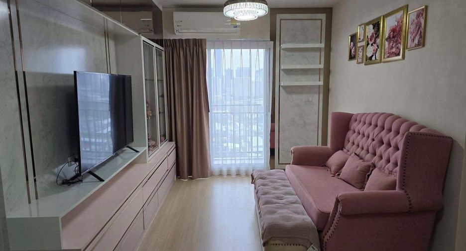 For rent 2 bedrooms condo in Huai Khwang, Bangkok