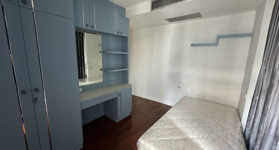 Condo en alquiler de 3 habitaciones en Pathum Wan, Bangkok