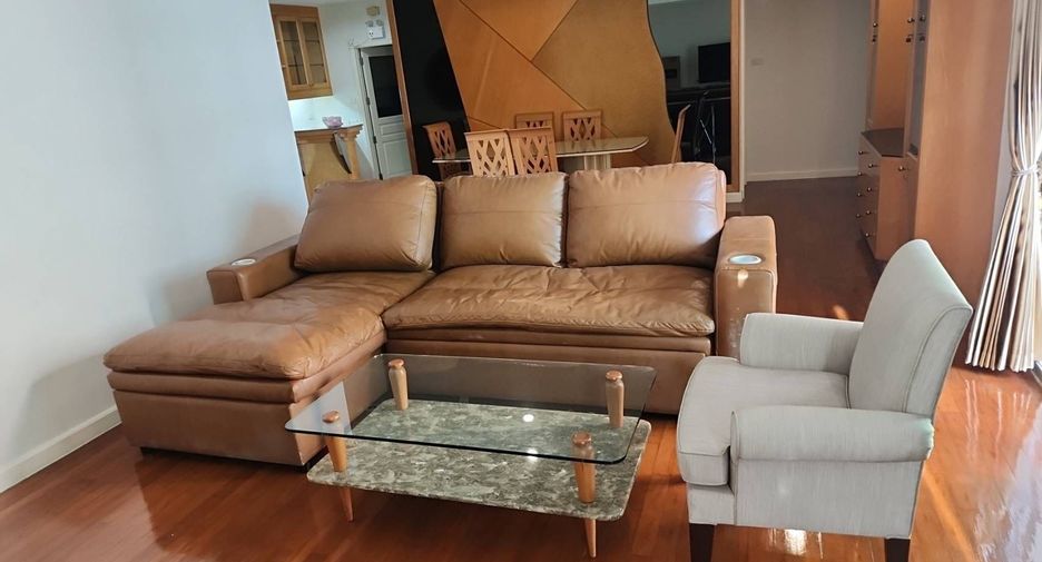 Condo en alquiler de 3 habitaciones en Pathum Wan, Bangkok