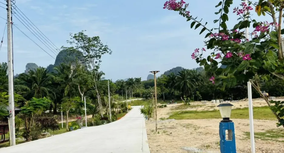 出售 土地 在 Mueang Krabi, Krabi