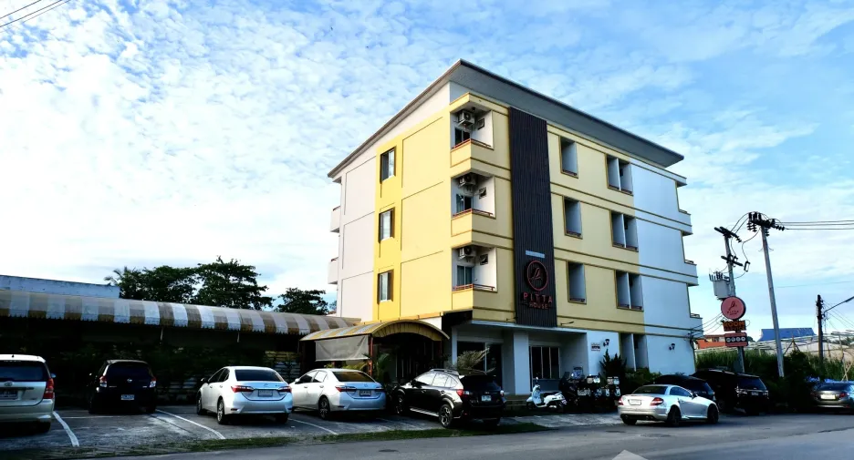 For sale 32 bedrooms hotel in Mueang Krabi, Krabi
