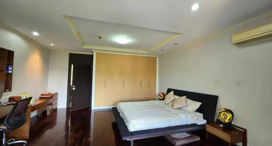 For rent 2 bedrooms condo in Kathu, Phuket