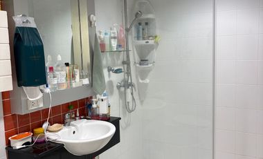 For sale 4 bedrooms townhouse in Yan Nawa, Bangkok