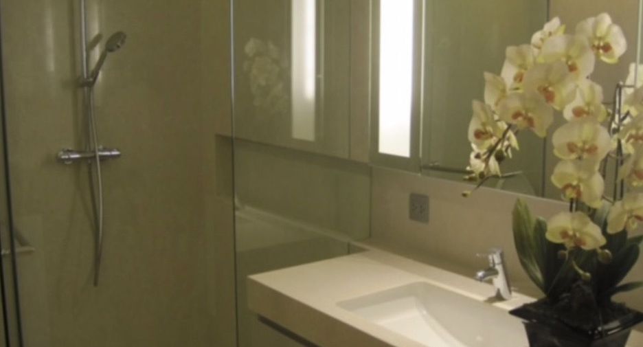 Condo en venta y en alquiler de 2 habitaciones en Watthana, Bangkok