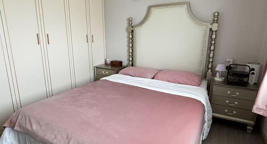 For sale 4 bedrooms villa in Bang Lamung, Chonburi