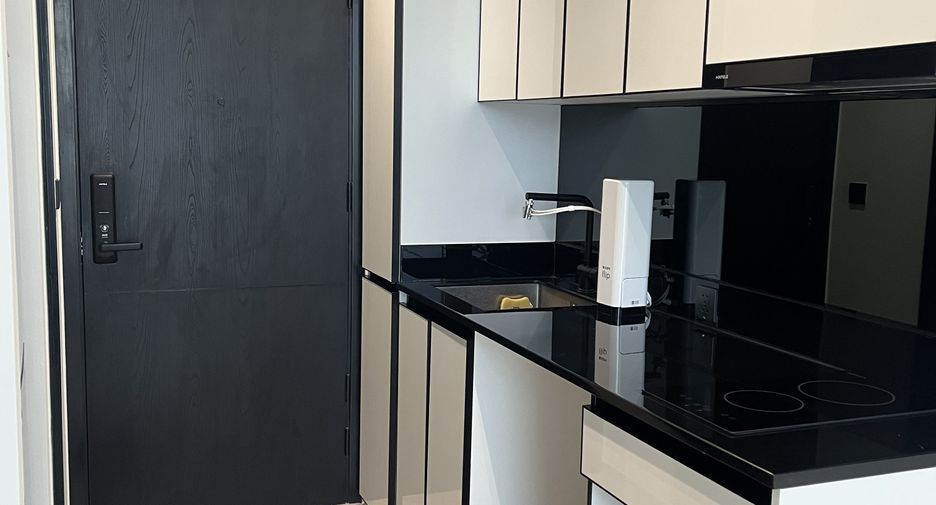For sale and for rent studio condo in Khlong San, Bangkok