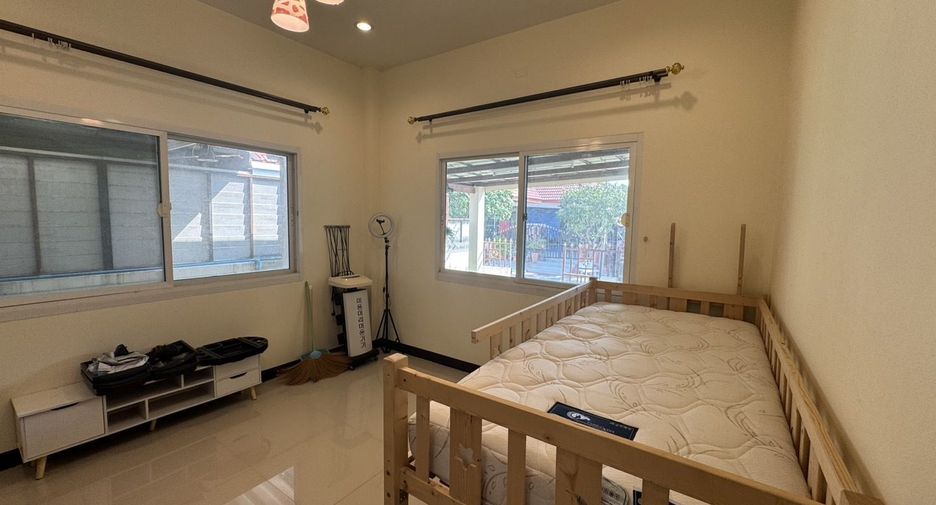 ให้เช่า 3 ห้องนอน บ้านเดี่ยว ใน บางขุนเทียน, กรุงเทพฯ