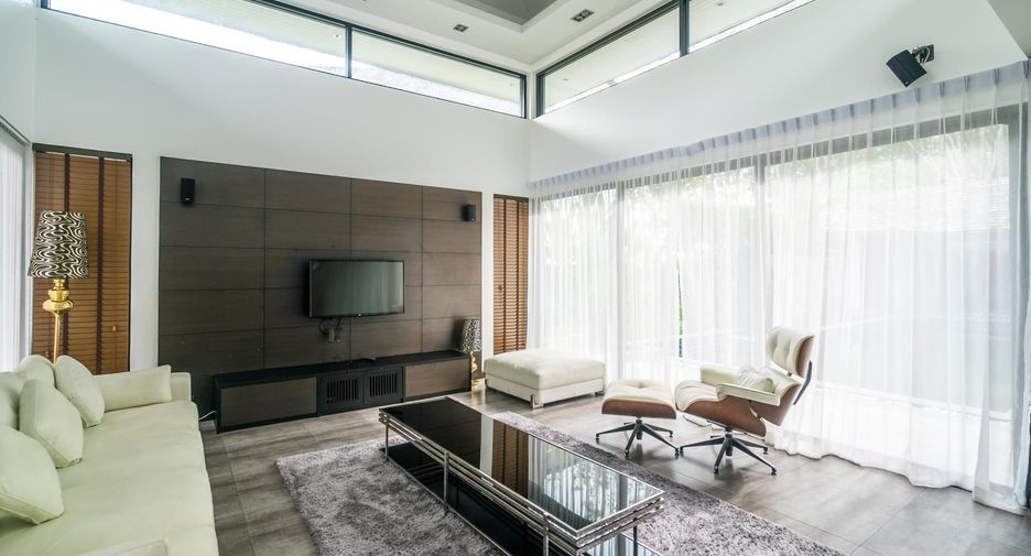 Villa en venta de 4 habitaciones en Thalang, Phuket