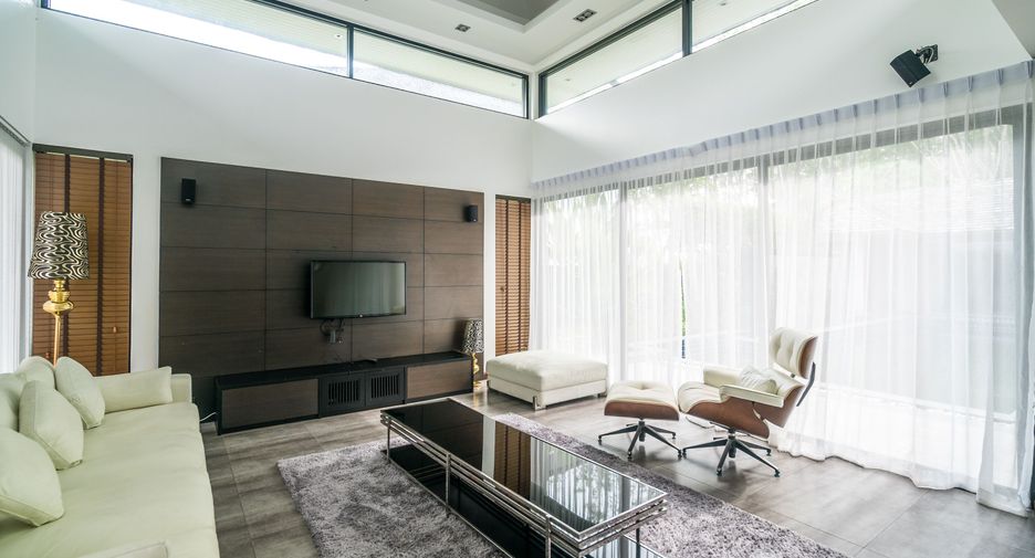 Villa en venta de 4 habitaciones en Thalang, Phuket