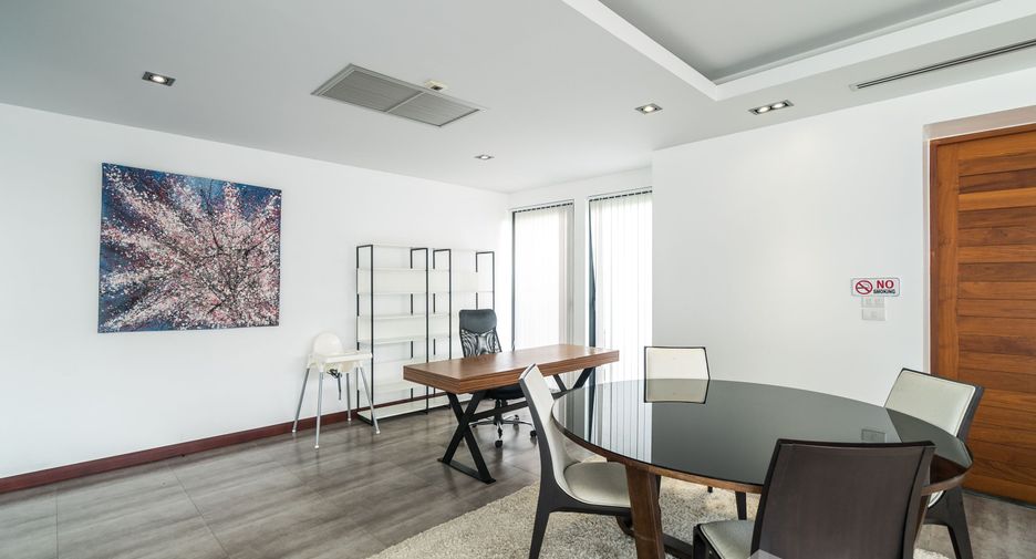 Villa en venta de 4 habitaciones en Thalang, Phuket