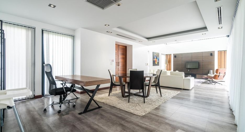 Villa en venta de 4 habitaciones en Thalang, Phuket
