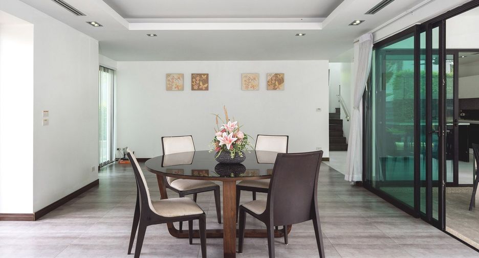 Villa zum Kauf mit 4 Zimmer in Thalang, Phuket