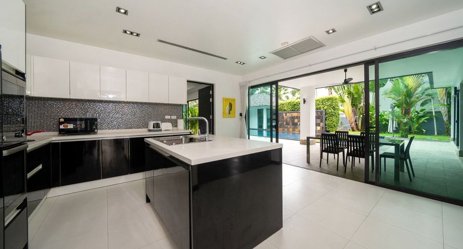 Villa zum Kauf mit 4 Zimmer in Thalang, Phuket