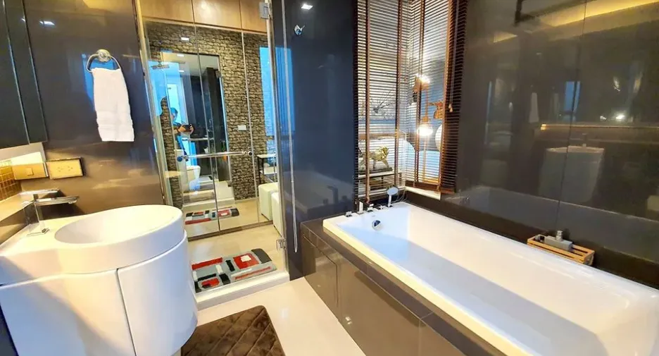 À louer 1 chambre condo à Sathon, Bangkok
