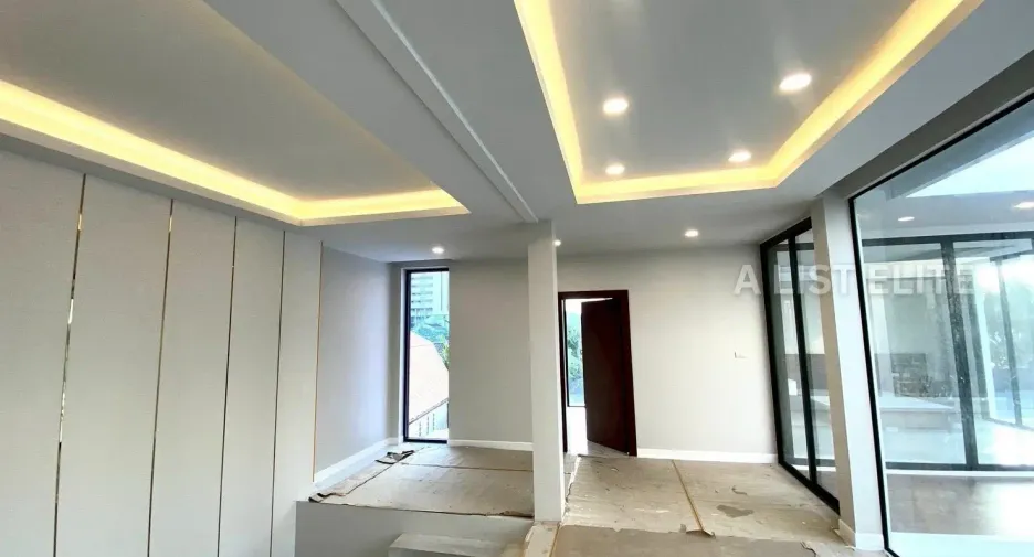 For rent 5 bedrooms house in Bang Lamung, Chonburi