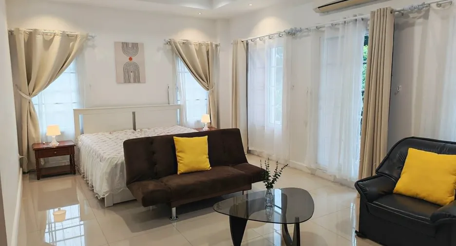 For rent 5 bedrooms house in Phasi Charoen, Bangkok