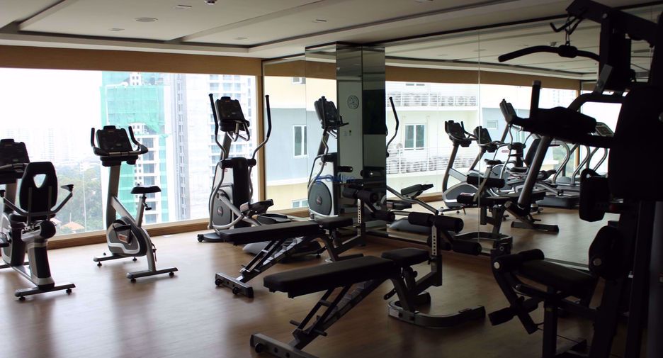 For rent and for sale 1 bed condo in Bang Lamung, Chonburi