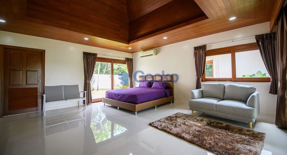 出售 9 卧室 独立屋 在 Sattahip, Chon Buri