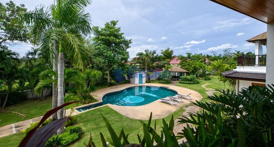 出售 9 卧室 独立屋 在 Sattahip, Chon Buri