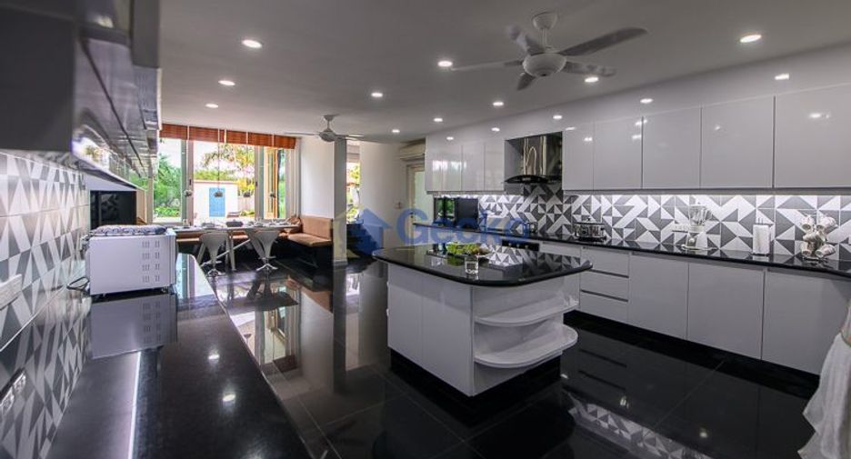 出售 9 卧室 独立屋 在 Sattahip, Chon Buri