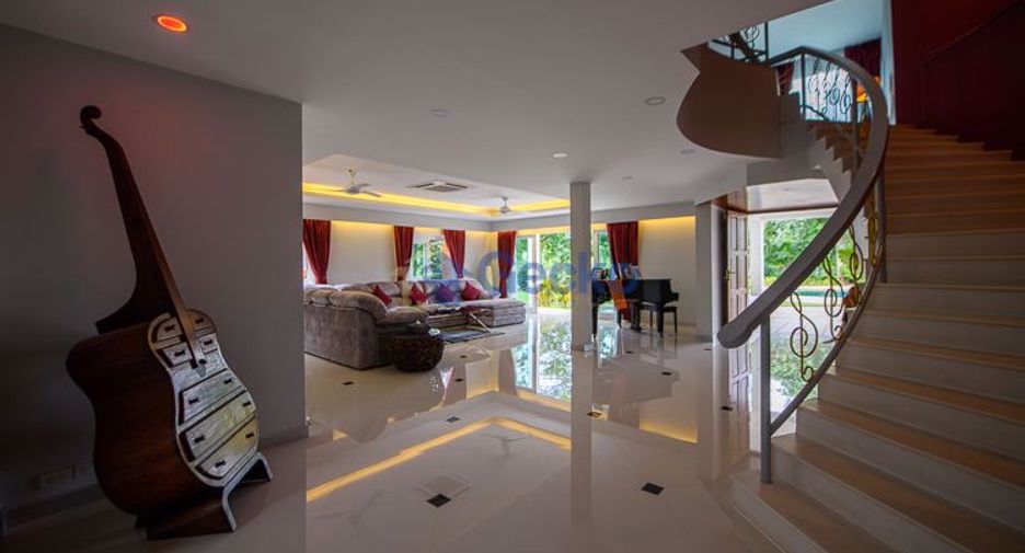 For sale 9 bedrooms house in Sattahip, Chonburi