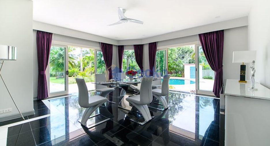 出售 9 卧室 独立屋 在 Sattahip, Chon Buri