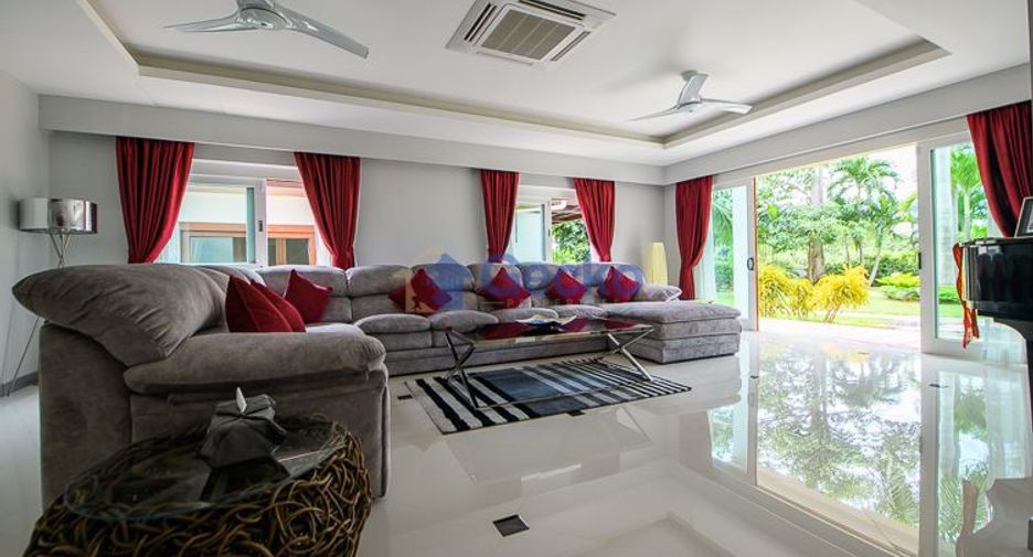 出售 9 卧室 独立屋 在 Sattahip, Chon Buri
