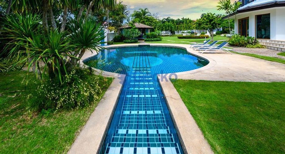 出售 9 卧室 独立屋 在 Sattahip, Chon Buri