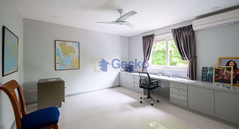 For sale 9 bedrooms house in Sattahip, Chonburi