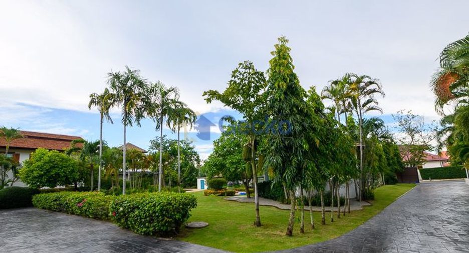 出售 9 卧室 独立屋 在 Sattahip, Chon Buri