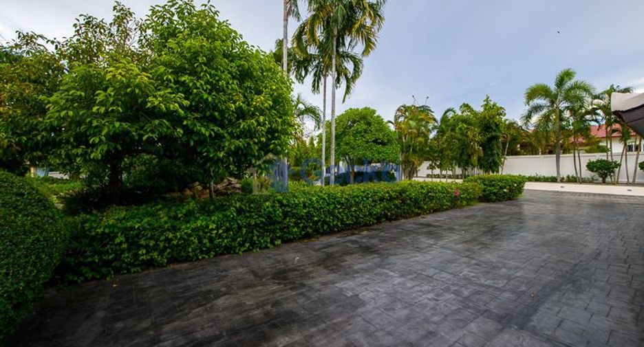 出售 9 卧室 独立屋 在 Sattahip, Chon Buri