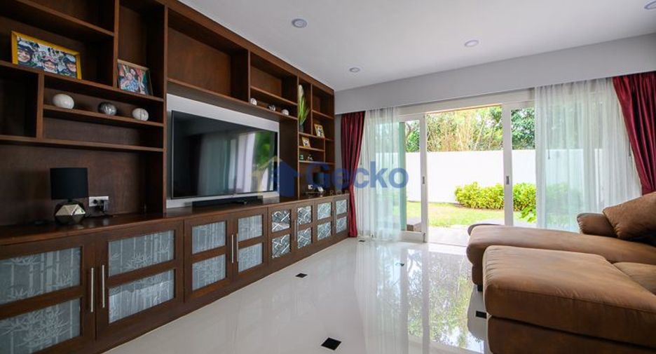 出售 9 卧室 独立屋 在 Sattahip, Chon Buri