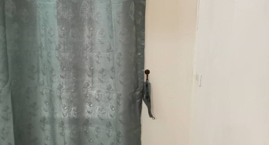 For rent 2 bedrooms townhouse in Prawet, Bangkok