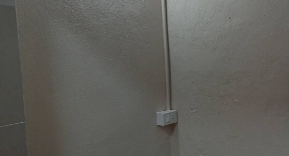 For rent 2 bedrooms townhouse in Prawet, Bangkok