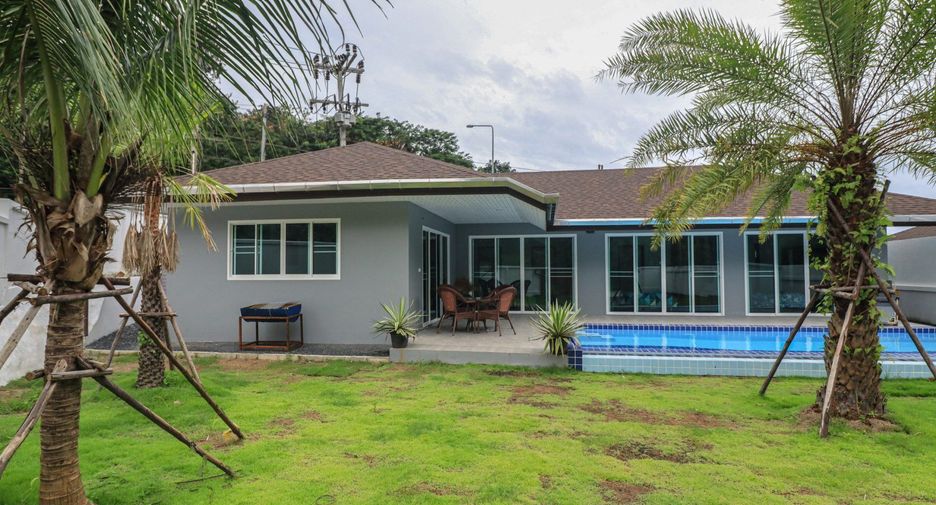 For rent 3 ベッドルーム villa in Kathu, Phuket