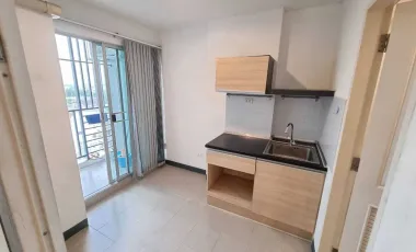 À vendre 1 chambre condo à Khan Na Yao, Bangkok