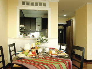 Apartment zur Miete mit 2 Zimmer in Khlong Toei, Bangkok