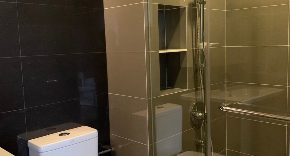 For rent and for sale 2 bedrooms condo in Watthana, Bangkok