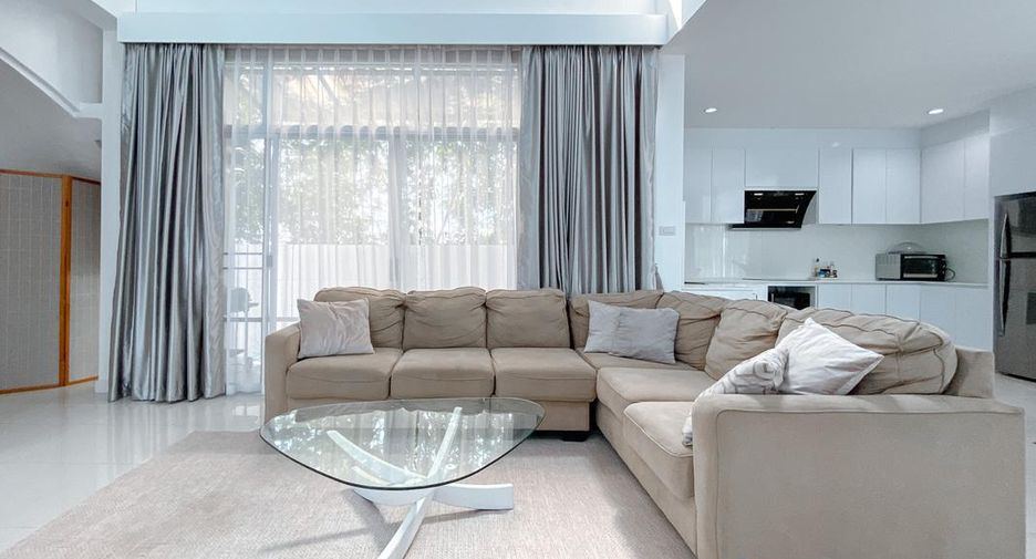 Casa en venta de 3 habitaciones en Sattahip, Chonburi