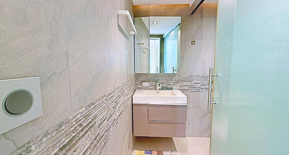 For sale studio condo in Bang Lamung, Chonburi
