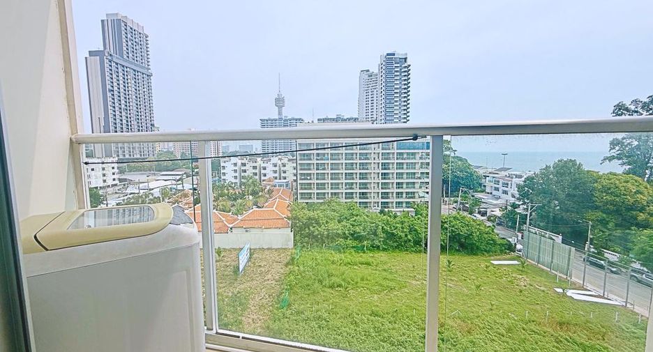 For sale studio condo in Bang Lamung, Chonburi